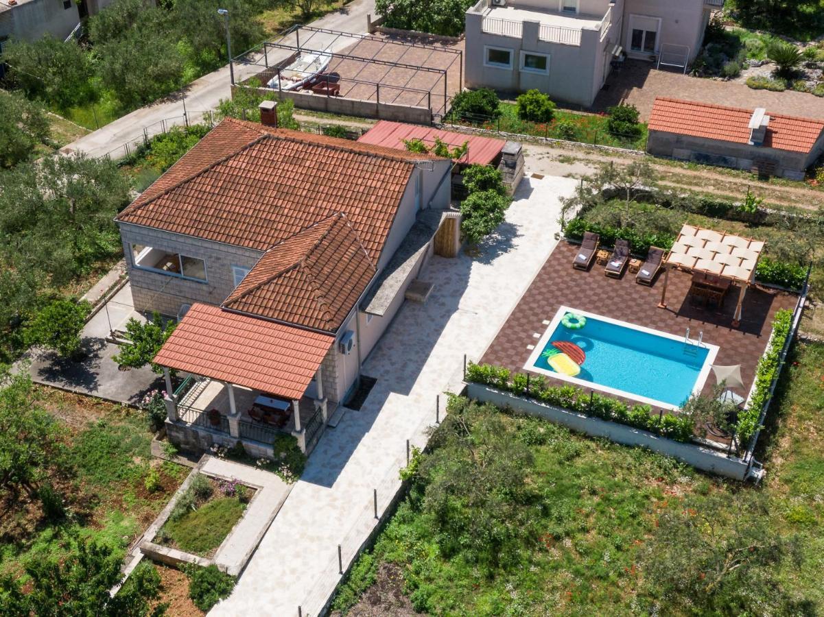 Sunny House Apartment Korčula Екстериор снимка