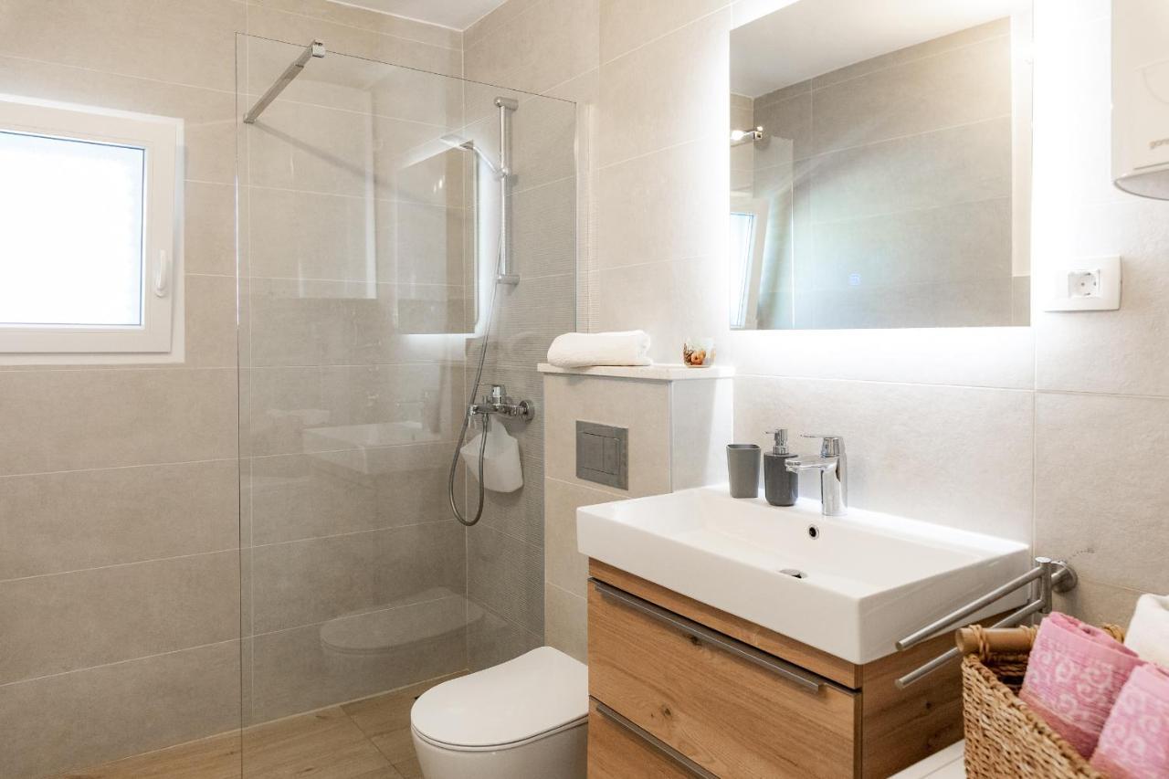 Sunny House Apartment Korčula Екстериор снимка