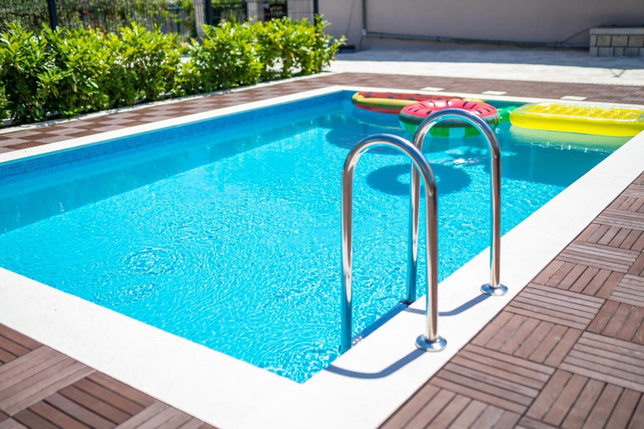 Sunny House Apartment Korčula Екстериор снимка